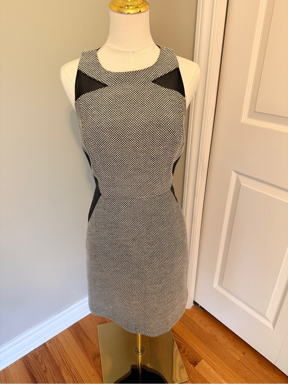 Banana Republic Black and White Sleeveless Textured Sheath Dress